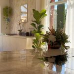 Villa 19.6 Cogolin Golfe de Saint-Tropez Cuisines intérieures extérieures CUISINES INDOOR - OUTDOOR Dressings aménagements